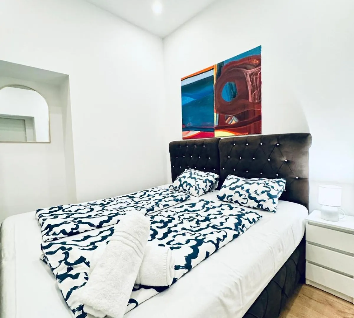 Convenient Stay 4Br Shared Apt For 11P, 10 Min To Atzgersdorf Vienna 0*,