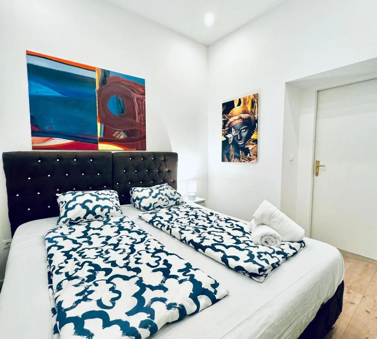 Convenient Stay 4Br Shared Apt For 11P, 10 Min To Atzgersdorf Vienna Apartment