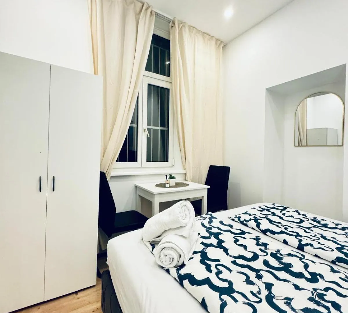 Convenient Stay 4Br Shared Apt For 11P, 10 Min To Atzgersdorf Vienna Austria