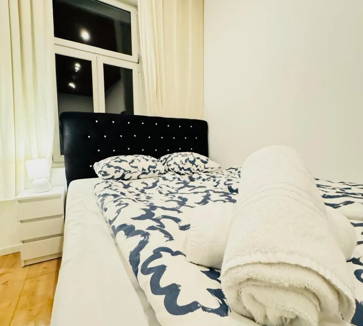 Convenient Stay 4Br Shared Apt For 11P, 10 Min To Atzgersdorf Vienna Austria