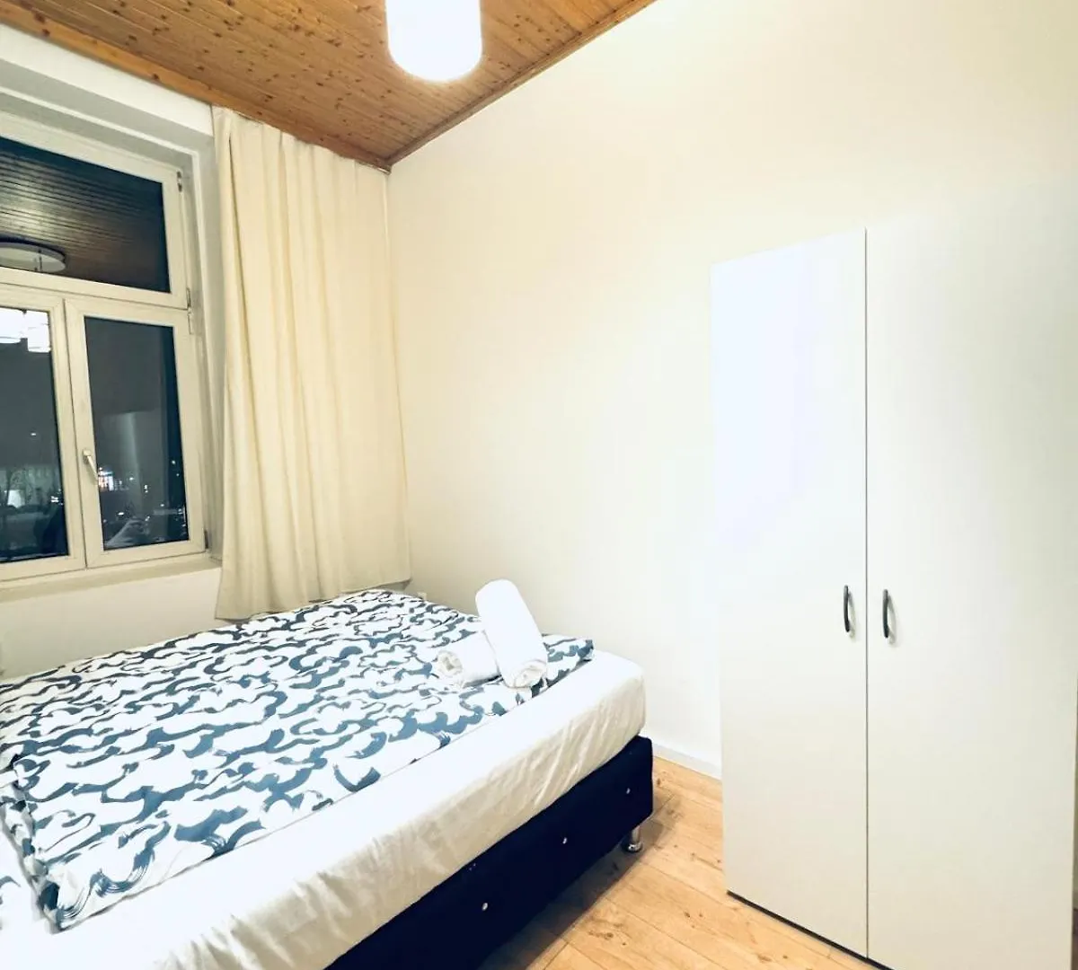 Convenient Stay 4Br Shared Apt For 11P, 10 Min To Atzgersdorf Vienna Apartment