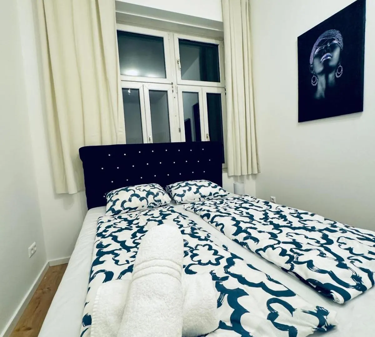 Convenient Stay 4Br Shared Apt For 11P, 10 Min To Atzgersdorf Vienna