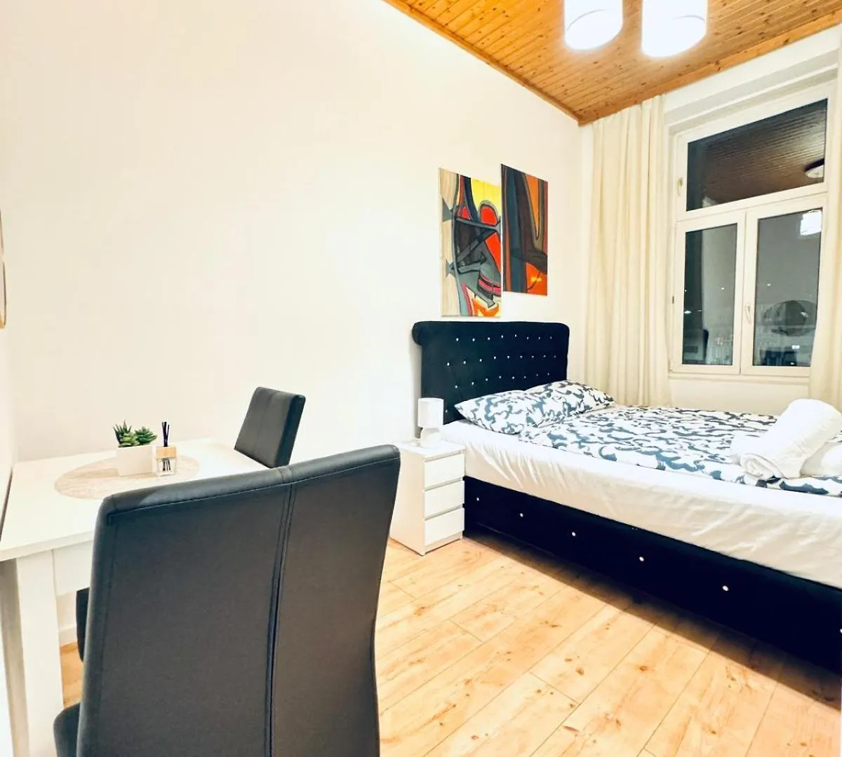 Convenient Stay 4Br Shared Apt For 11P, 10 Min To Atzgersdorf Vienna Austria