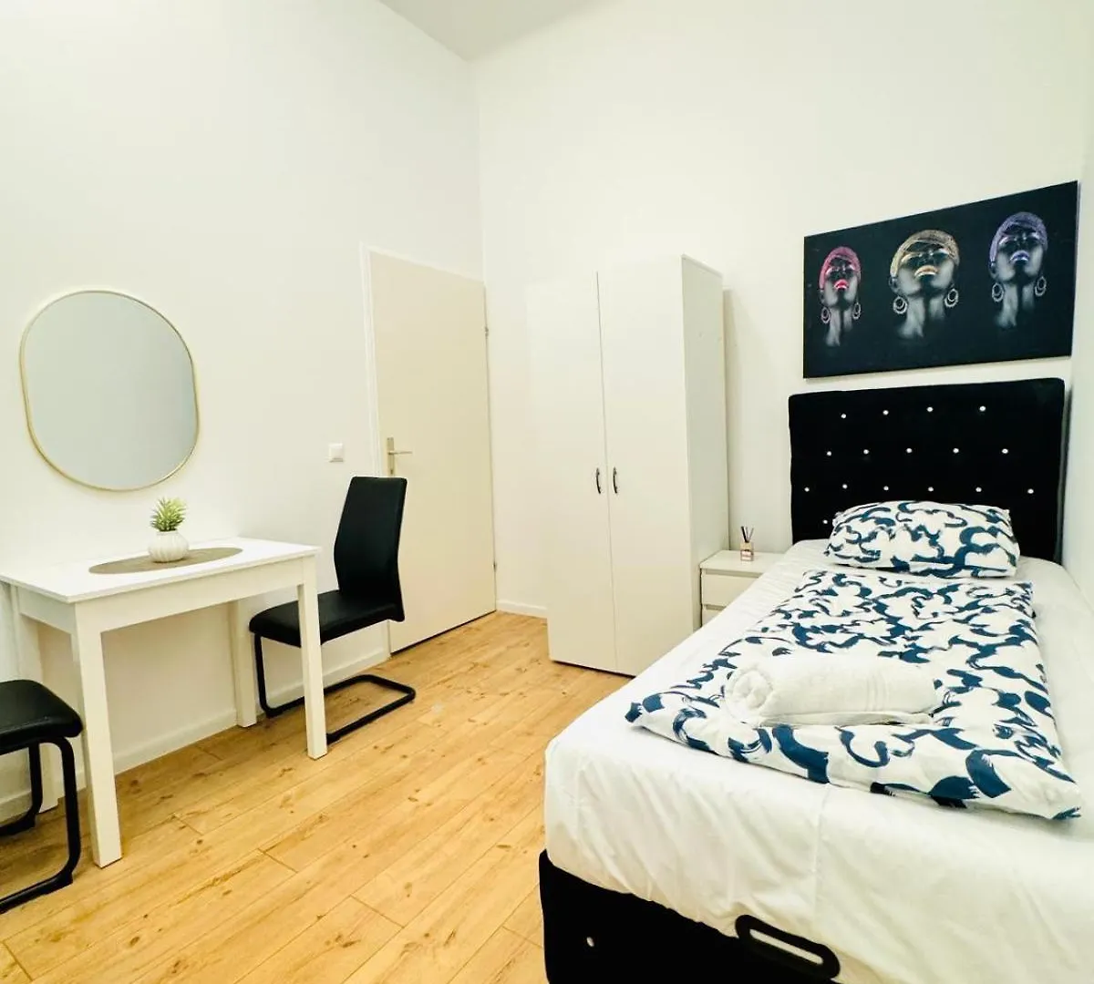 Apartment Convenient Stay 4Br Shared Apt For 11P, 10 Min To Atzgersdorf Vienna